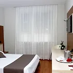 Hotell Isabel De Segura Teruel