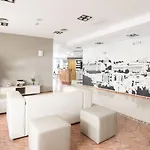 Hotell Isabel De Segura Teruel