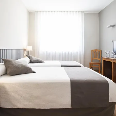 Isabel De Segura Hotel