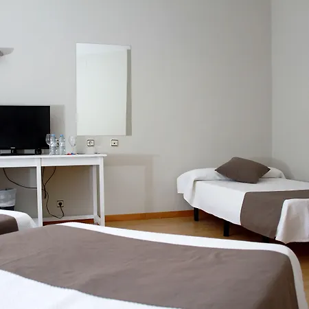 Isabel De Segura Hotel
