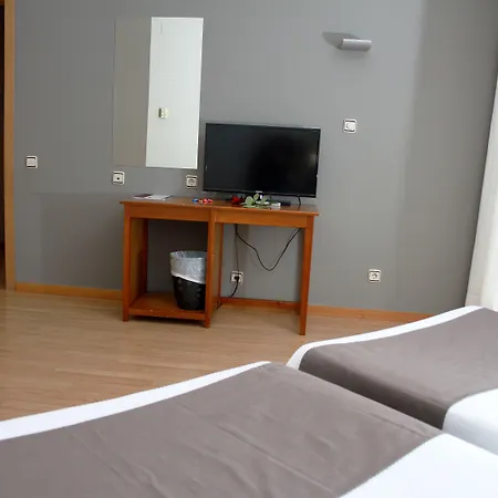 Isabel De Segura Hotel