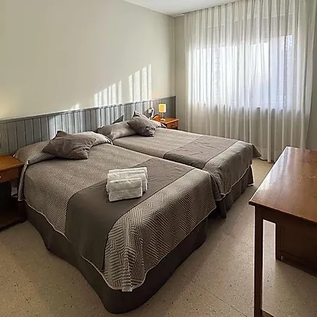 Isabel De Segura Hotel 3*