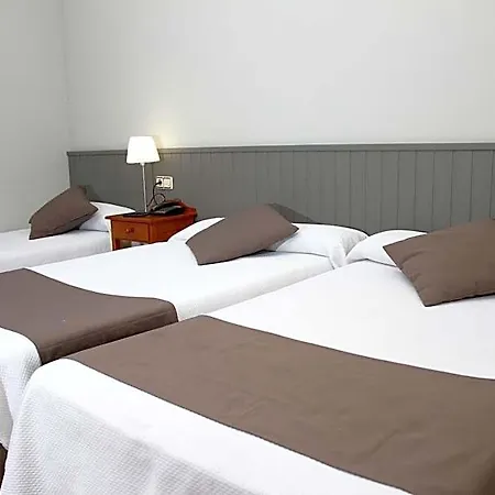 Isabel De Segura Hotel 3*