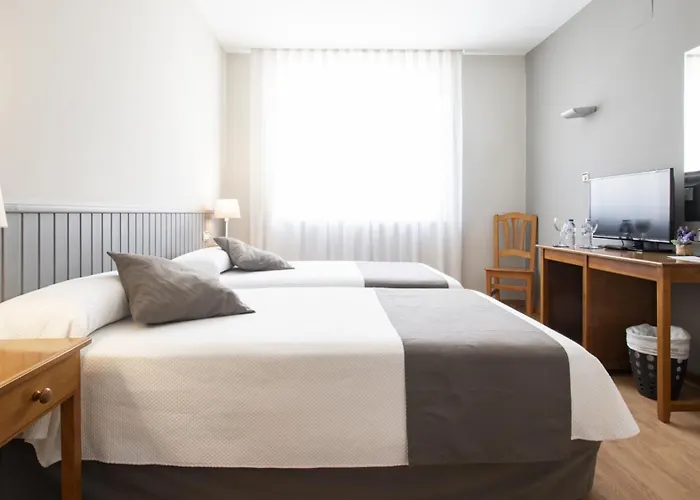 Isabel De Segura Hotel