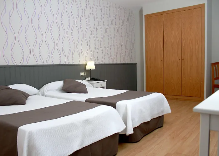 Hotell Isabel De Segura