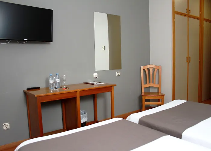 Hotell Isabel De Segura