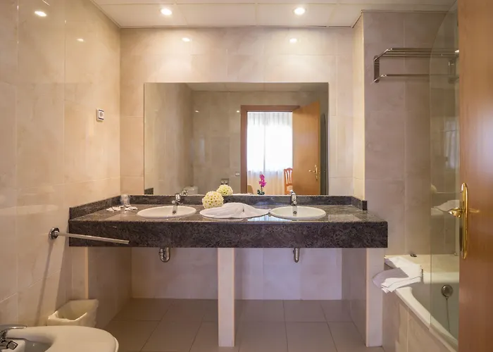 Isabel De Segura Hotel