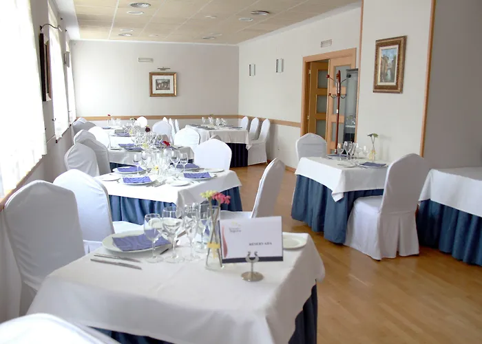 Isabel De Segura Hotel 3*