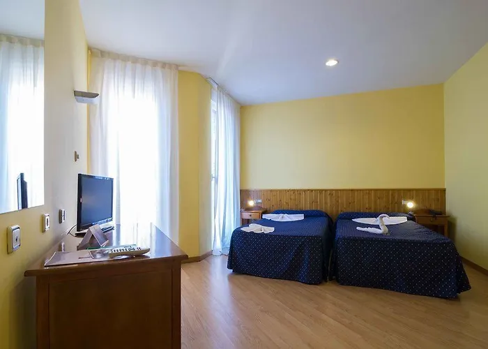 Hotell Isabel De Segura